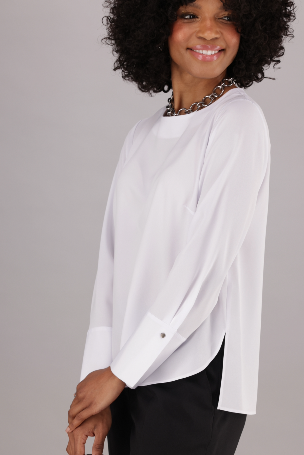 Boxy Curved Hem Top – White