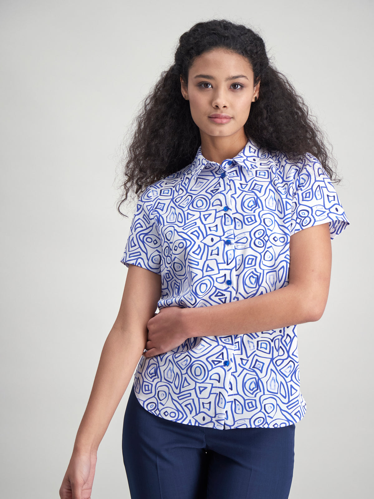 Carrie women's short sleeve work blouse in Picasso – ImNow clearance