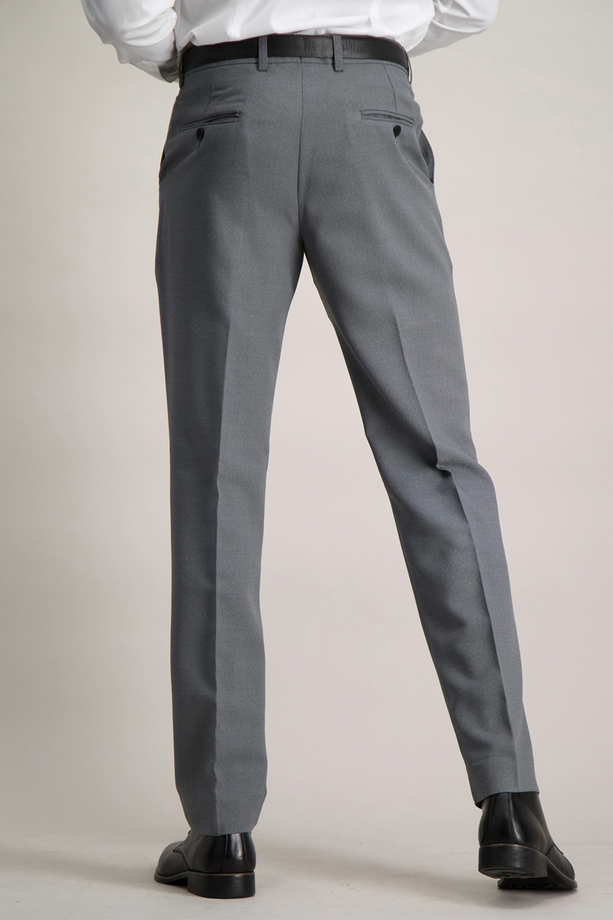 Light grey office trousers for men, shop online with IMNOW. 