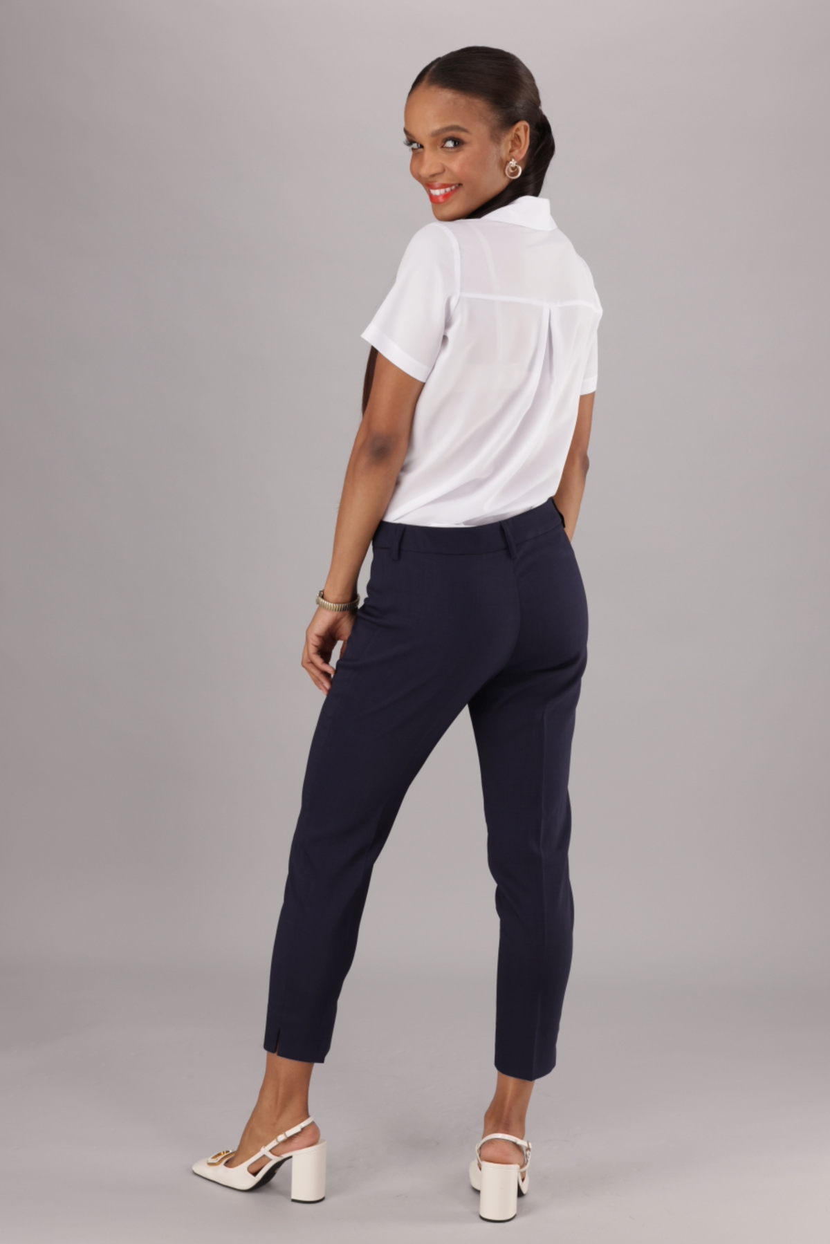 Caprice cropped slim leg pants - navy stretch