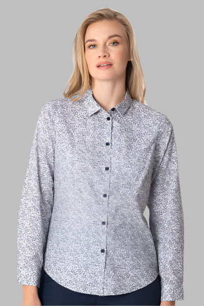 Crisp ladies’ work shirt in long sleeve style, made from soft cotton-rich fabric