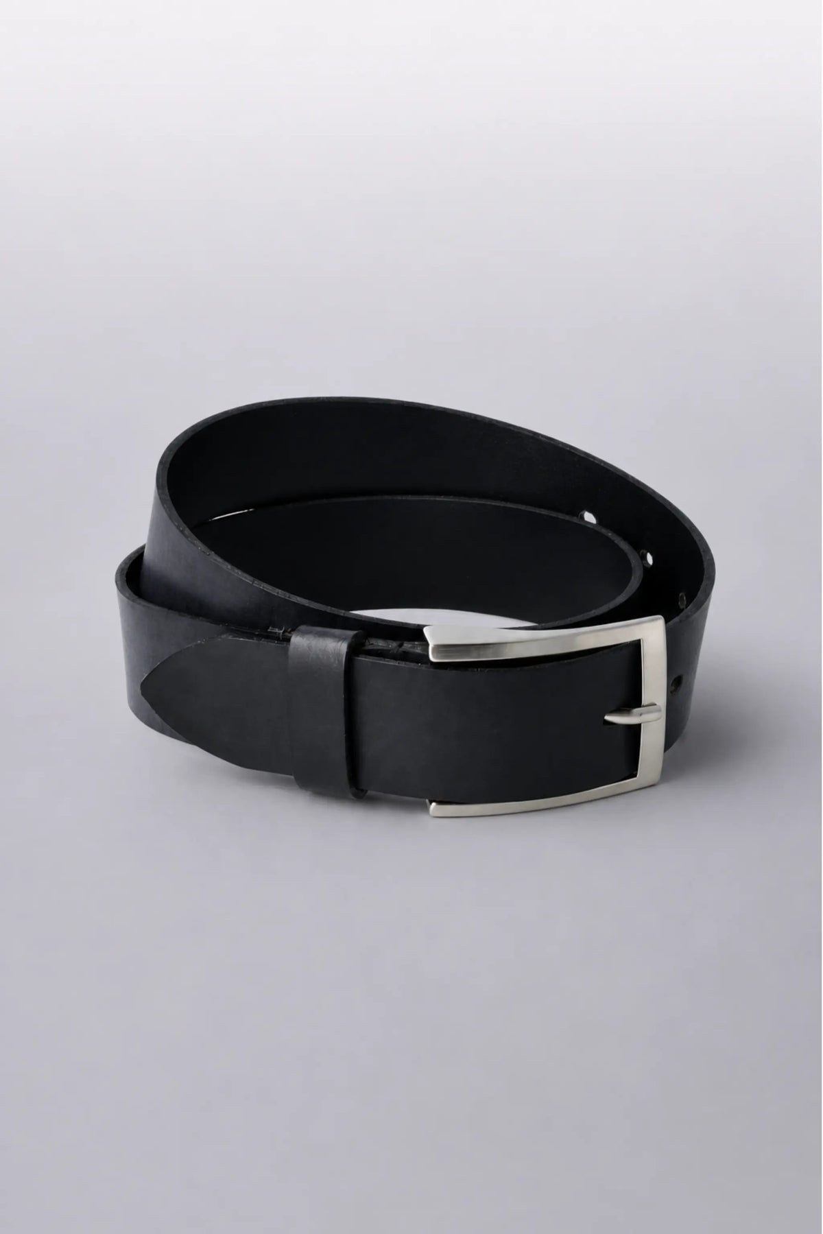 Black leather formal belt from ImNow South Africa.