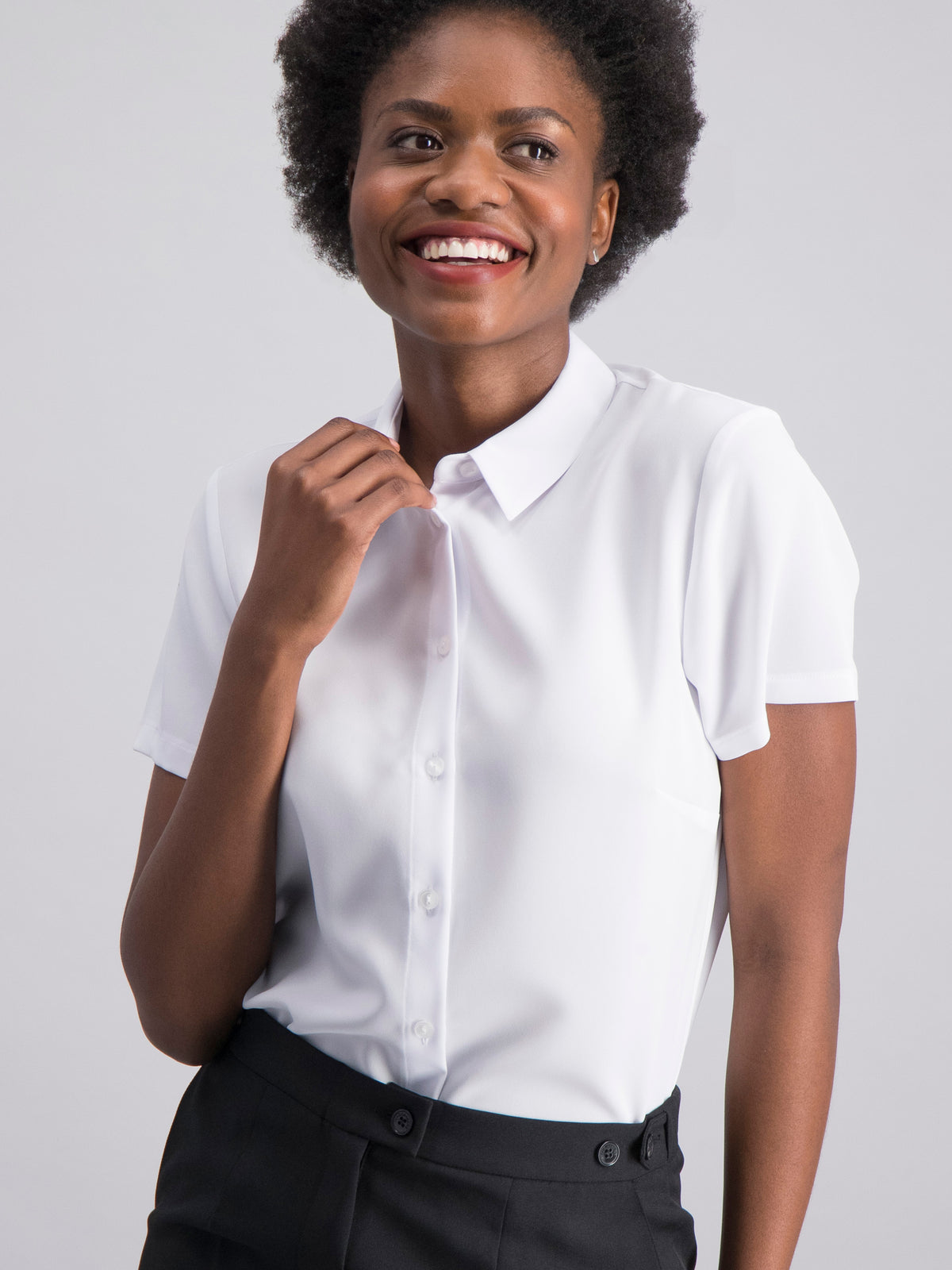 Carrie classic buttoned shirt- white