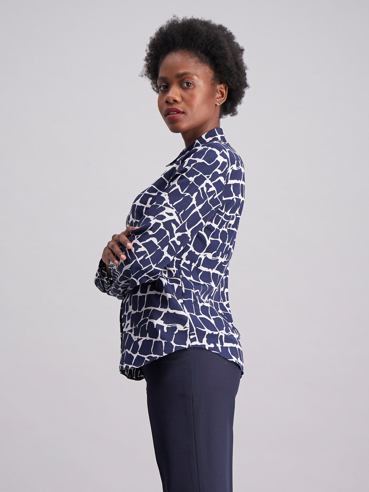 Cathy classic buttoned shirt - navy/white