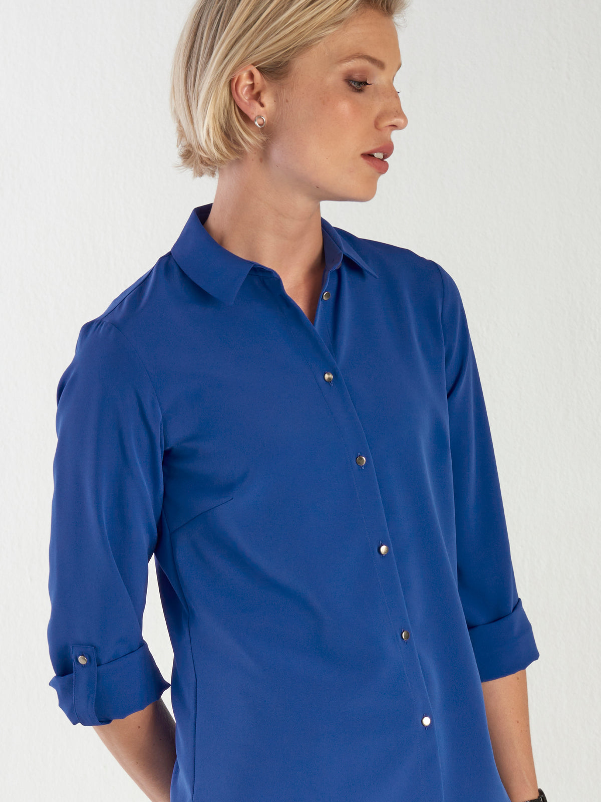 Cathy classic buttoned shirt - bright blue