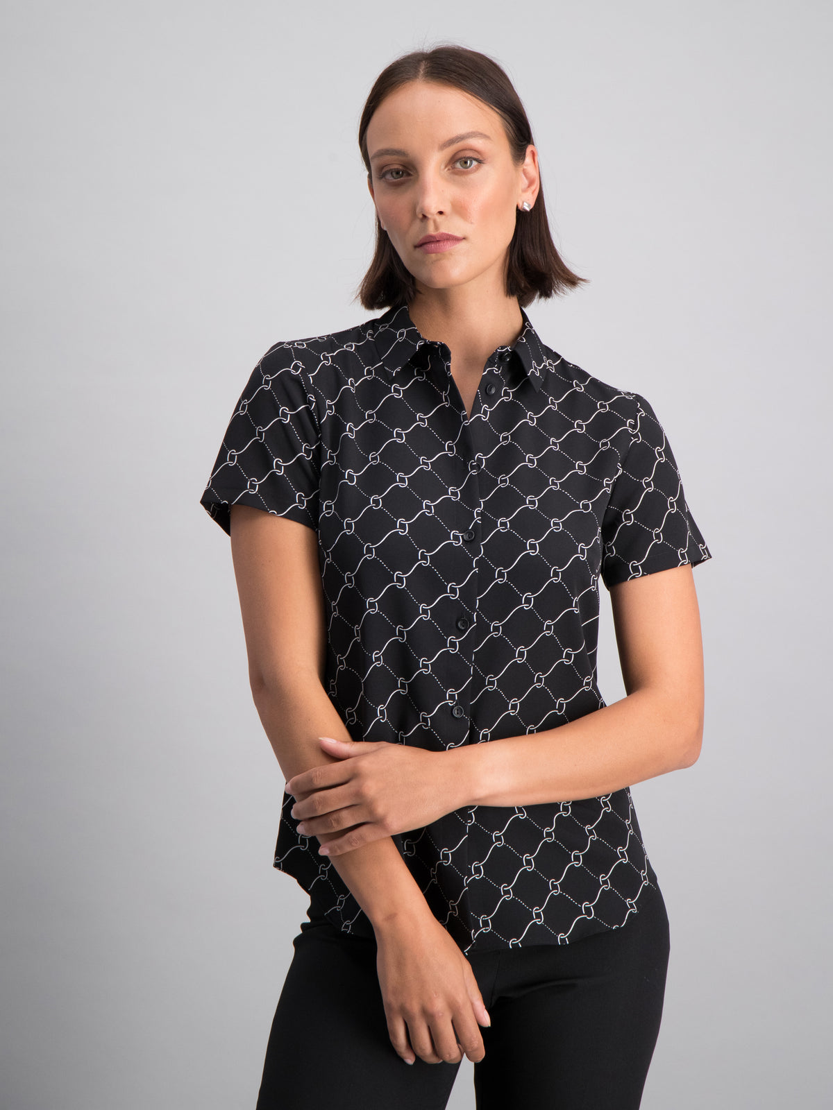 Carrie classic buttoned shirt - black/white